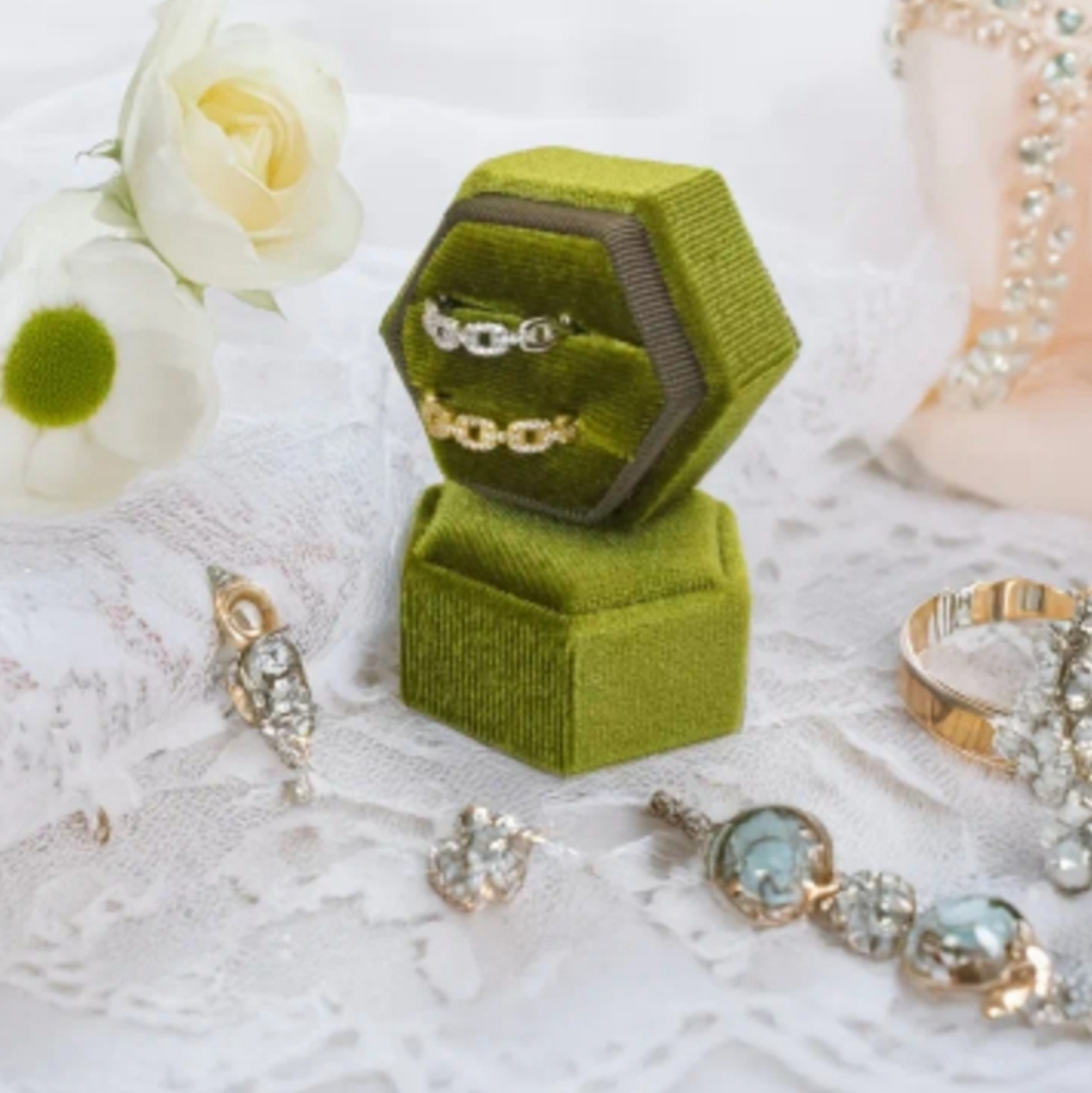 Elegant Gold and Silver Women's Jewelry Holder